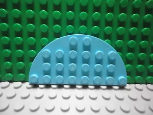 Lego 1 Medium Azure 4x8 half curved plate base NEW - Picture 1 of 1