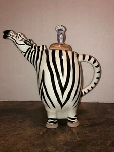 2009 Blue Sky Clayworks Zebra teapot - Picture 1 of 3