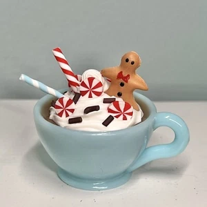 Christmas holiday hot cocoa mug cup Peppermint Gingerbread for American18" doll - Bild 1 von 4
