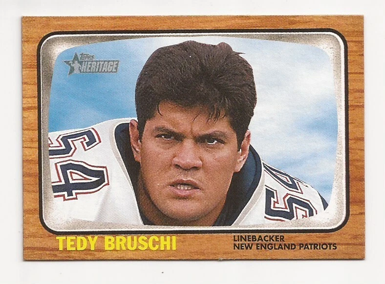 2005 Topps Heritage Football Patriots Tedy Bruschi Card #327 - Image 1 of 1