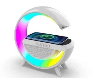 LAMPADA MULTIFUNZIONALE RGB CARICATORE WIRELESS CON ALTOPARLANTE BLUETOOTH LED - Foto 1 di 5