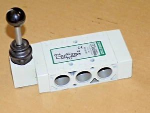 Numatics L23LA652O000000 Manual Lever Air Control Valve - Bild 1 von 1