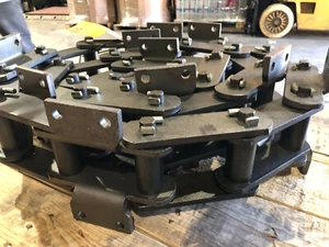 Asphalt Batch Plant /Storage Silo Chain, Renold USA Attachment Lug Chain, 6111-M - Picture 1 of 12