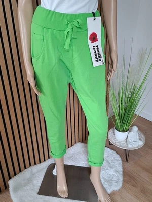 Wendy Trendy Jogpants – Pantaloni della tuta baggy italiani in verde - Immagine 1 di 4
