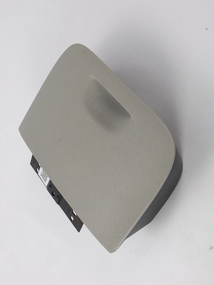 Центральная консоль задний подстаканник в сборе OEM Avalanche Suburban Tahoe Yukon 07 - 14 ✅ - Изображение 1 из 4