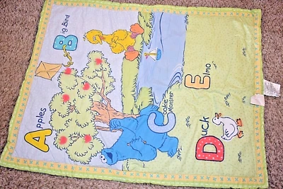Manta edredón bebé H8 2009 vintage alfabeto calle sésamo animales ABC Foto 1 de 3