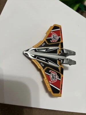 MATCHBOX Sky Busters  BATTLE BOMBER DIE CAST STEALTH JET PLANE SB125 Gold Red - Image 1 of 4