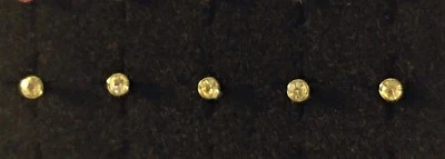 Anillo de nariz en forma de L de acero inoxidable con estrás de 2 mm  Foto 1 de 3