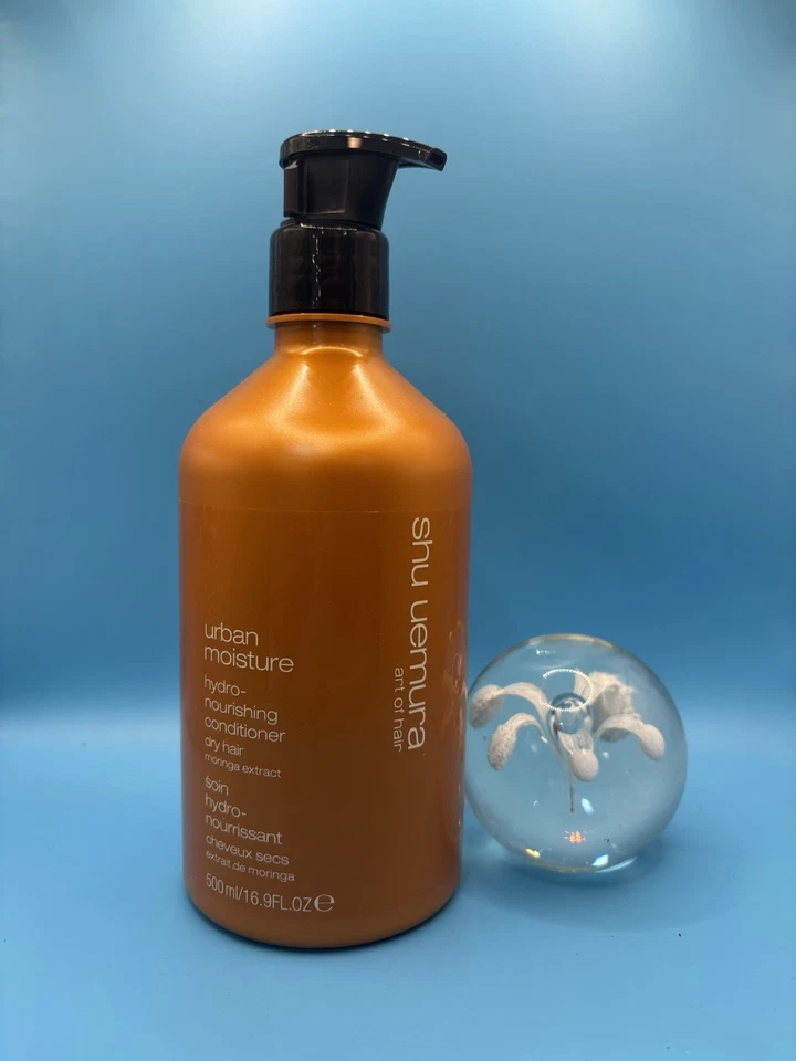 Acondicionador Hidro Nutritivo Shu Uemura Urban Moisture 16,9 fl. oz / 500 ml | Nuevo Foto 1 de 2