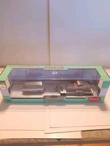 M2 Fanta Coca-Cola Hauler with Hemi Cuda (RAW Chase 1 Of 250) - Picture 1 of 8