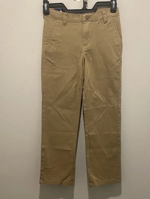 Calça elástica de algodão resistente frente plana cintura confortável masculina Izod cáqui tamanho 7 - Imagem 1 de 4