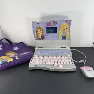Rara computadora portátil electrónica Bratz Adventures in Learning funcionando tiene mouse y bolsa - Imagen 1 de 12