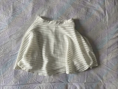 Quiz Women's Skirt Size 10 White - Image 1 of 4