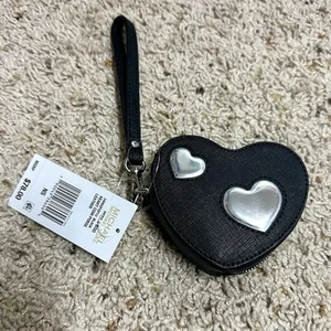 NWT Michael Kors Black Heart Shape Coin case - Picture 1 of 11