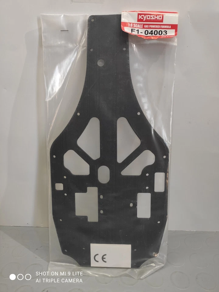 FERRARI F2004 SCALA 1/8 KYOSHO RADIOCOMANDATA USCITA N° 3 DEAGOSTINI - Immagine 1 di 1