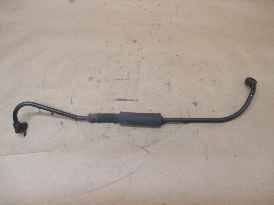 Suzuki Katana 600-750 1998-2006, línea de enfriador de aceite derecha, buena garantizada Foto 1 de 1