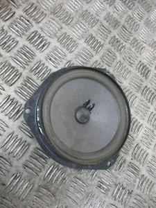 2015 FIAT 500 PASSENGER SIDE FRONT DOOR SPEAKER OEM - Picture 1 of 5
