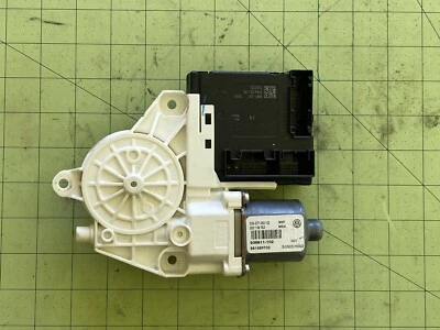 Volkswagen Passat Front Right/Pass Power Window Regulator Motor 561959702 - Image 1 of 4