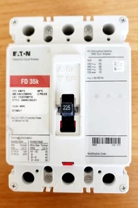 Eaton Leistungsschalter FD3225BP10 - KEINE BOX - hat Kratzer/Kratzer - Bild 1 von 6