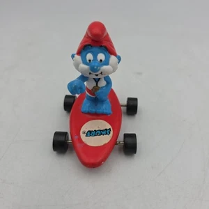 Vintage Papa Schlumpf Hardees rot Skateboard Figur Spielzeug PVC Figur Applause - Bild 1 von 4