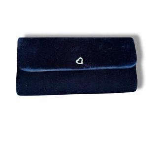 Black Velvet Clutch vintage Victoria’s Secret purse bag with gold heart charm - Picture 1 of 7