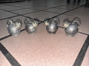 Vintage 1933 -1934 Chicago World's Fair -Salt & Pepper Shakers- Metal N.S. CO. - Picture 1 of 12