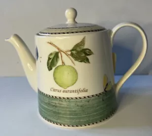 Wedgwood Sarah’s Garden Small Teapot Citrus Iced Tea Recipe Queensware 1997 Lime - Picture 1 of 5