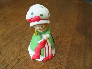 DE COLECCIÓN 4 1/4" JASCO-AZÚCAR CIRUELA BISQUE PORCELANA VERDE VESTIDO NIÑA-MEDIAS GATO CAMPANA - Imagen 1 de 11