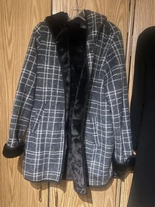 Ike Behar Houndstooth Coat Fleece Hooded Black White Faux Fur Jacket Women’s XL - Picture 1 of 7
