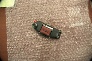 Peak Design CapturePRO Camera Clip w/QR plate, barely used - Picture 1 of 2
