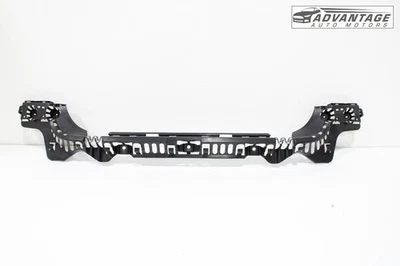 2013-2018 BMW 320I XDRIVE F30 para-choque traseiro suporte central suporte tampa suporte fabricante de equipamento original - Imagem 1 de 4