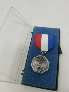 VINTAGE  LITERARY SOCIETY FOUNDATION NY MEDAL AWARD GERMAN sterling dieges clust - Picture 1 of 3