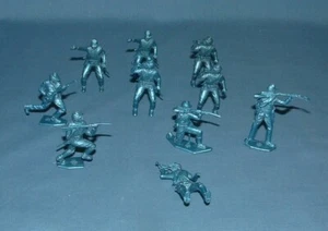 VINTAGE PLASTIC SOLDIER FIGURES (10) - MPC - USED - Picture 1 of 3