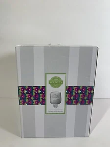 Scentsy So Very Thankful Gratitude Thanksgiving Wall Wax Warmer White Ceramic - Picture 1 of 5