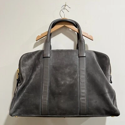 $3160 TOM FORD Buckley Gris Gamuza Plano Trapecio Maletín Fin de Semana Bolso de Noche Foto 1 de 4