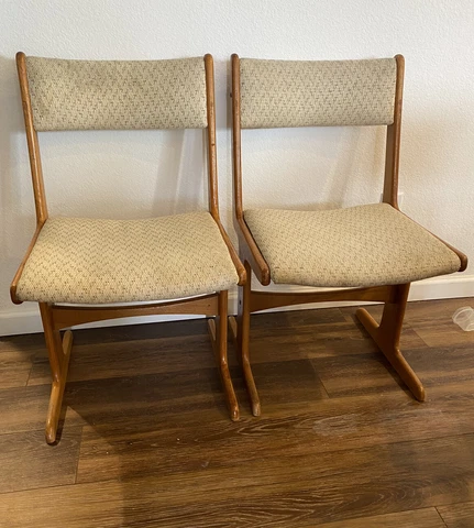 TWO Danish Mid Century Teak Dining Chairs style Gangso Møbler Cover