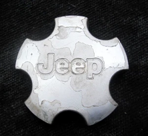Center cap Hubcap 2002 03 04 Jeep Grand Cherokee 20 spoke 17" Wheel Rim - Picture 1 of 2