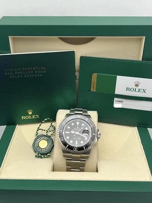 Rolex Sea-Dweller 43 mm 126600 rojo aniversario 4000 ft caja papeles Foto 1 de 4