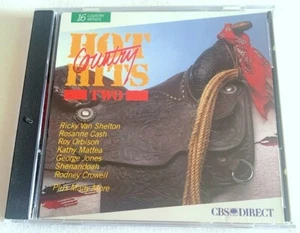 HOT COUNTRY HITS TWO-CD-(VARIOUS)Vern Gosdin,Kathy Mattea,Merle Haggard,Dwight Y - Picture 1 of 2
