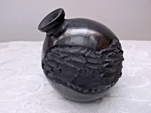 Vintage Dona Rosa Coyotepec Oaxaca Mexiko schwarze Keramik signierte Vase 4" hoch - Bild 1 von 6