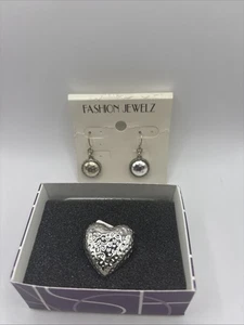 Ohrring und Ring aus gehämmertem Metall Konvolut Größe 11 - Bild 1 von 4