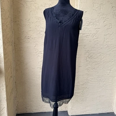 Vestido ALLSAINTS Camia Ajuste de Encaje Cambio Sin Mangas Cuello en V Por encima de la rodilla Foto 1 de 4