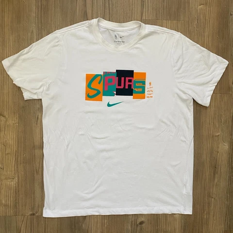 Nike San Antonio Spurs White 2021/22 City Edition Essential T-Shirt Mens Sz XL Cover