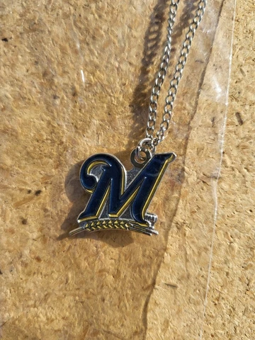 Milwaukee Brewers MLB Necklace Licenced Cover