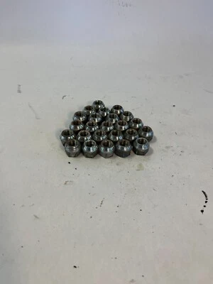 Porcas GMC Acadia Chevy Traverse Buick Enclave Outlook 14x1.5 porcas - Imagem 1 de 4