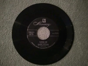 Ronnie Gaylord - Cuddle Me / Oh, I Am Lonely  VG+ 70285-X45 Mercury Vinyl 45 RPM - Picture 1 of 4
