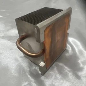 Heat Sink CN-0X599G-68282-96H-01RC-A00 DP/N 0X599G - Afbeelding 1 van 13