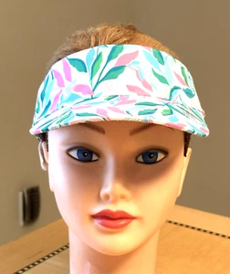 Pretty Lilly Pulitzer Holding Court It’s A Match White Floral Sun Visor Cap - Picture 1 of 7