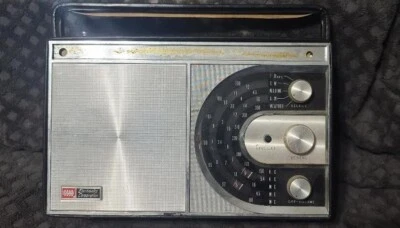 Radio meteorológica Ross Electronics Corporation LW AM Marine SW FM-AFC RE-1944 JT-602 Foto 1 de 4