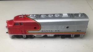 Ho Bachmann Santa Fe 307 Powered Diesel Locomotive Tested SEE DESCRIPTION - Picture 1 of 5